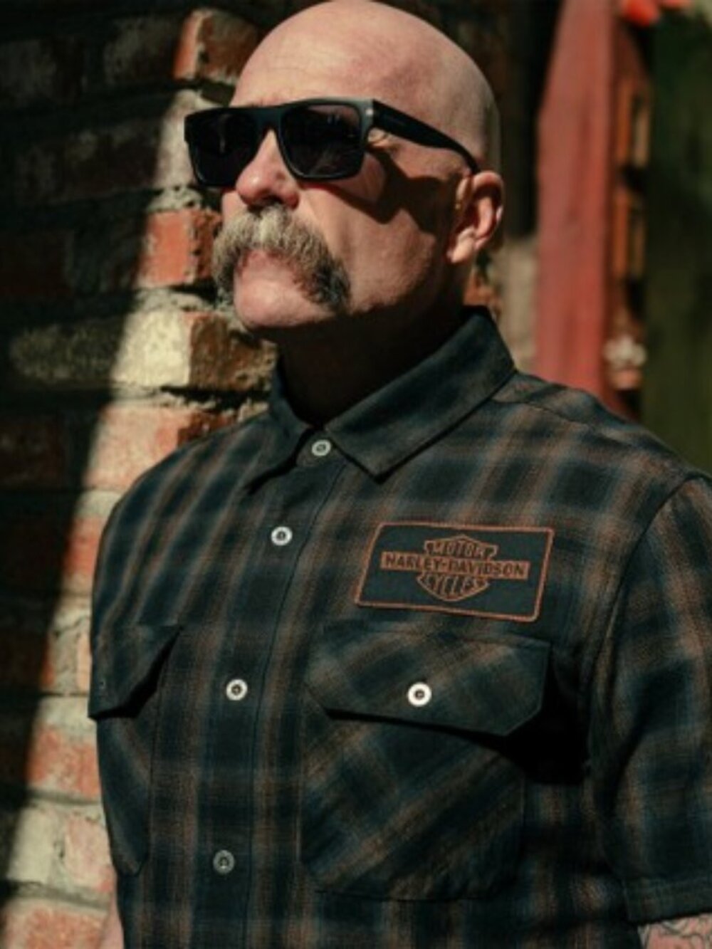 Men's Bar & Shield Plaid Short Sleeve Shirt